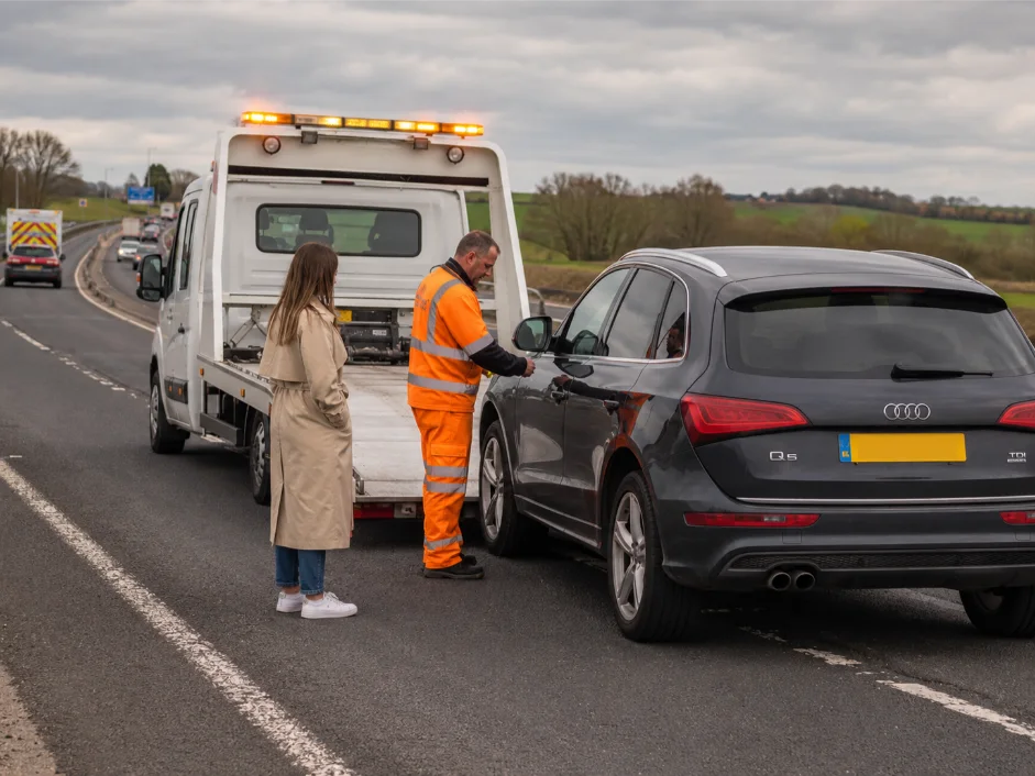Audi Q5 Roadside assistance on A453 road