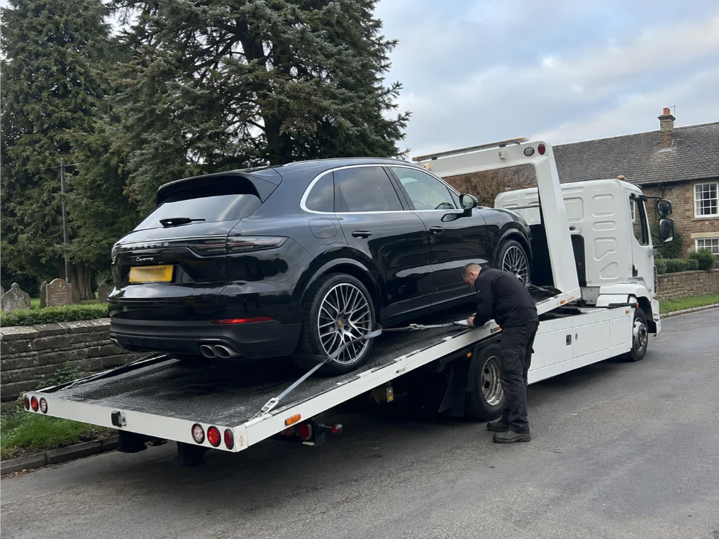 Porsche Cayenne Luxury Car Recovery in Keyworth